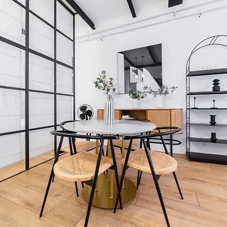 Confortable Equipe Sacre Coeur - 4p Appartement Parijs