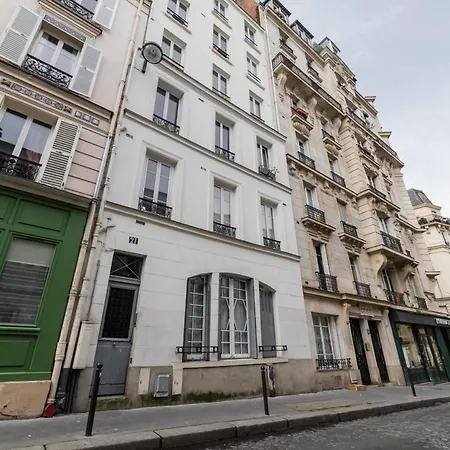 Apartment Confortable Equipe Sacre Coeur - 4p *