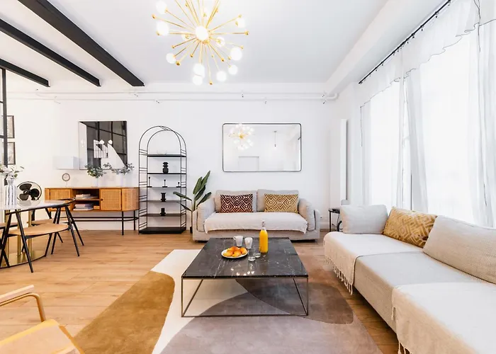 Confortable Equipe Sacre Coeur - 4p Parijs