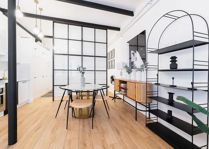 Appartement Confortable Equipe Sacre Coeur - 4p Parijs